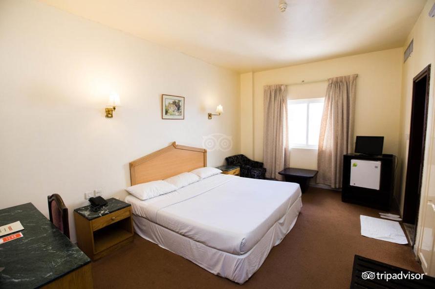 Rush Inn Hotel Dubaj Zewnętrze zdjęcie